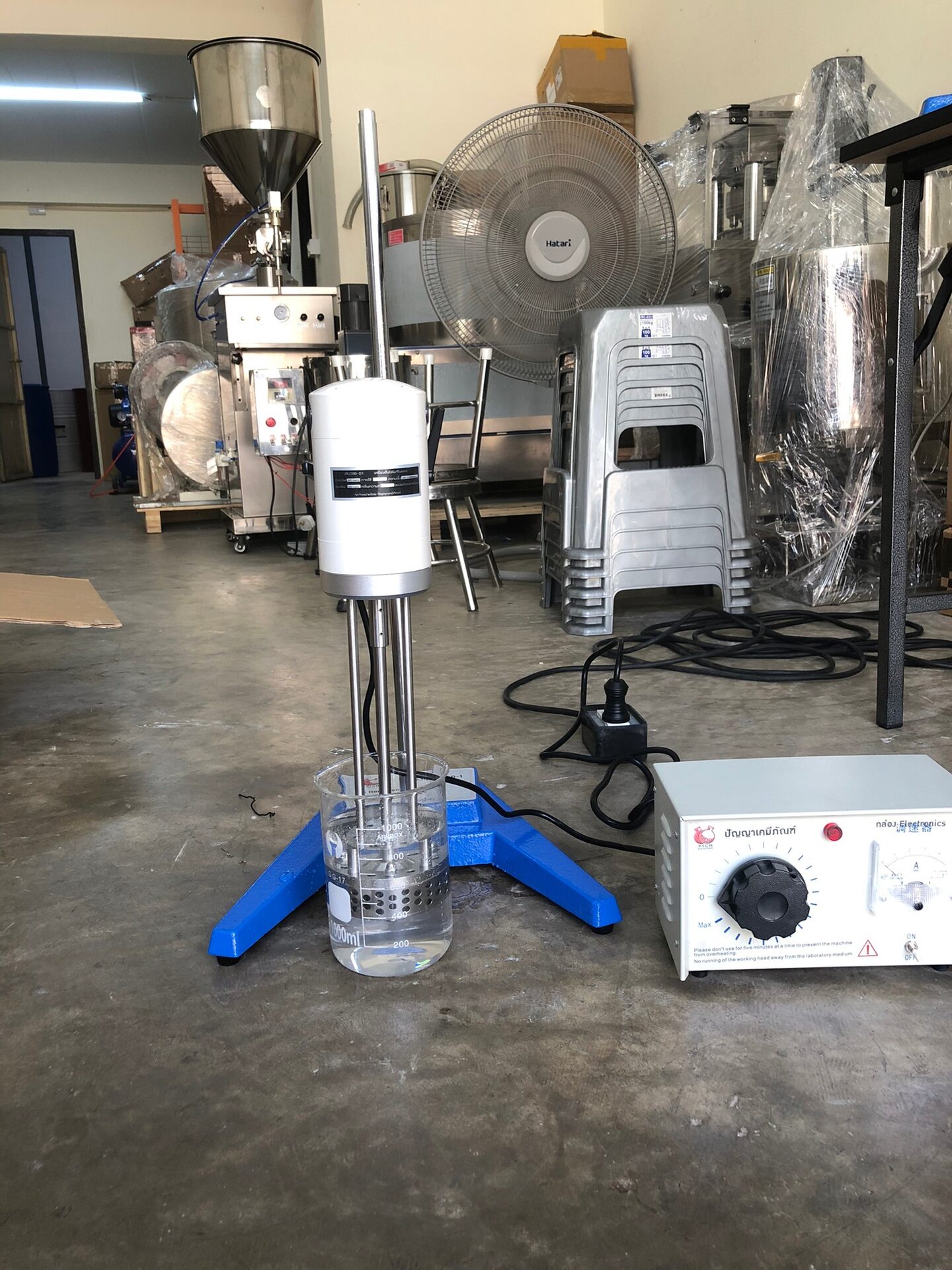 เครื่องผสมเนื้อครีมและของเหลว Lab homogenizer รุ่น JRJ300-D-1  panyachemipan.com