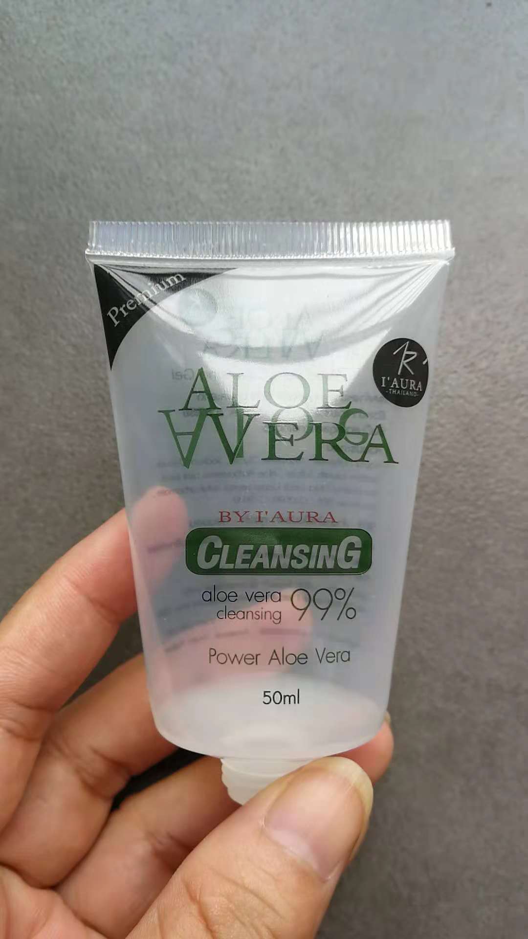 งานสกรีนหลอด 10000 ชิ้นขึ้นไป หลอดใส ALOE VERA สวยๆ พรีเมี่ยม