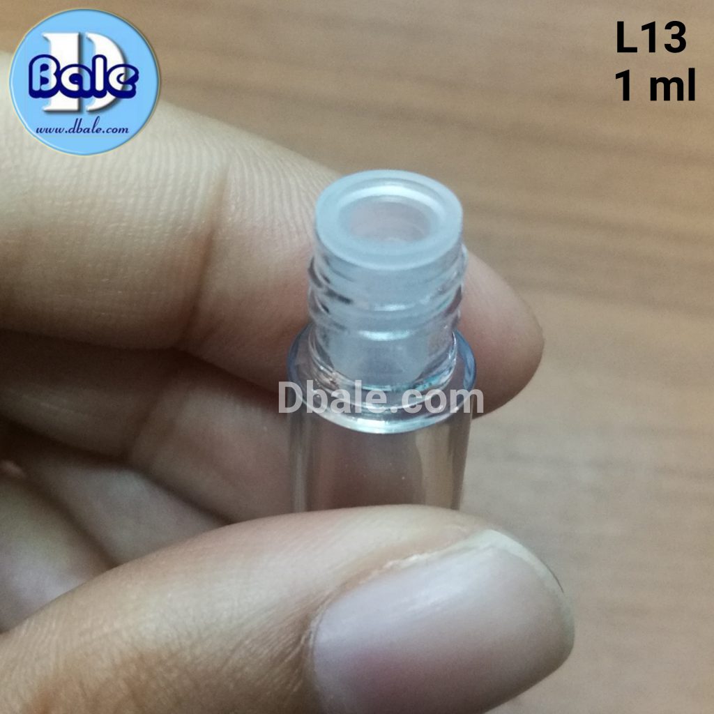 ลิปกลอส L13 ขนาดเพียง 1 ml บรรจุเทสเตอร์ได้สบายเลยจ้า